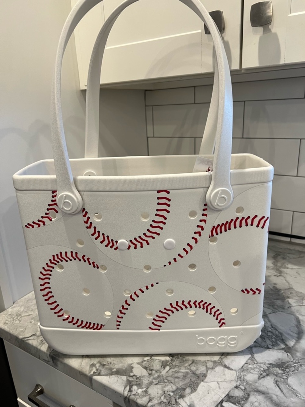 BOGG BAG Rounding Third Base White Tote with Red Baseball Stitch Pattern Medium